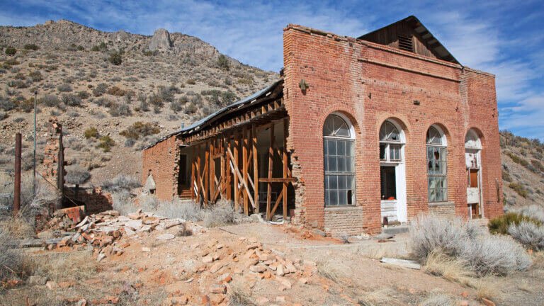 abandoned building at tybo