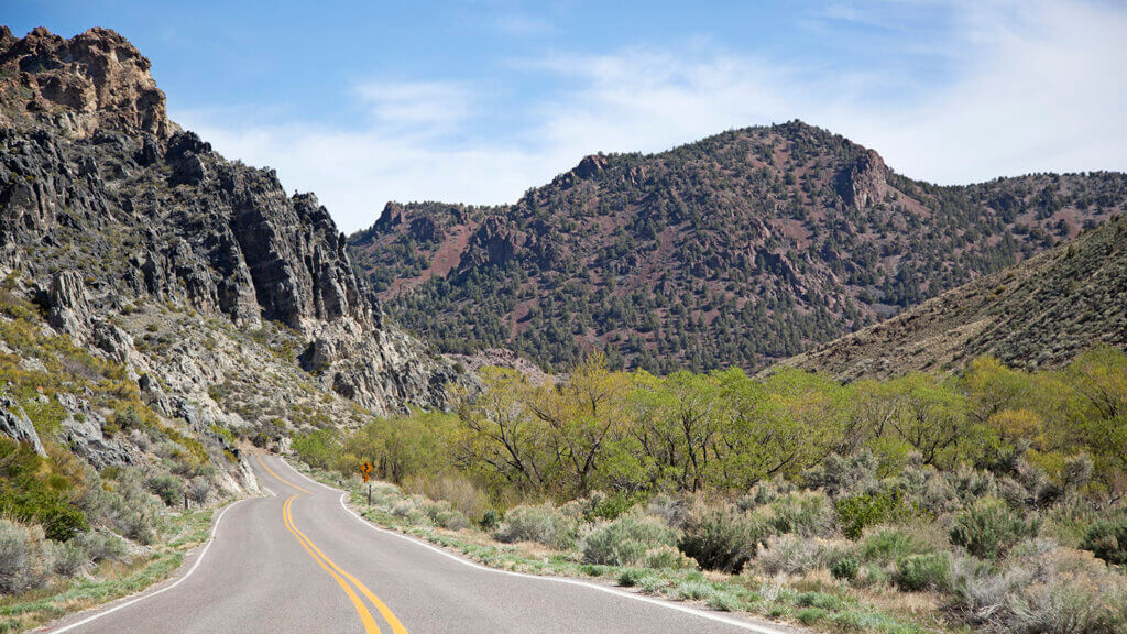 Road to Spring Valley State Park