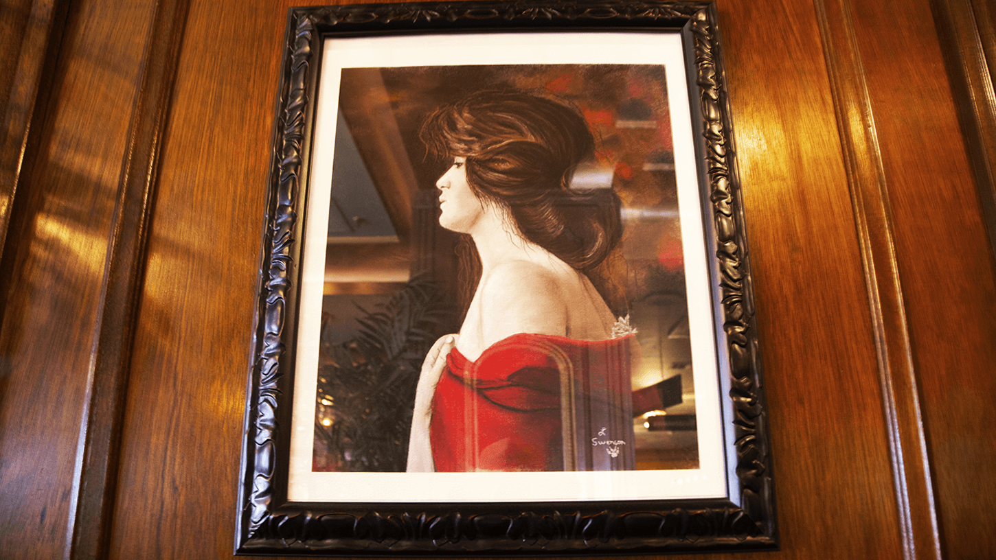 lady in red, mizpah hotel, haunted nevada, lady in red at mizpah hotel