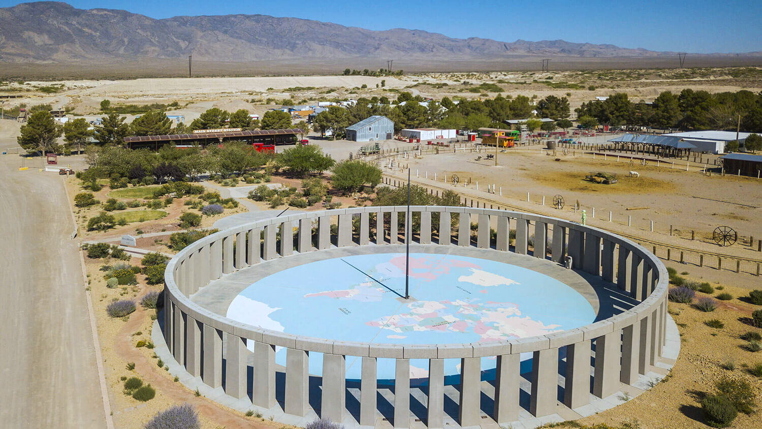 weird nevada, ryanhenge