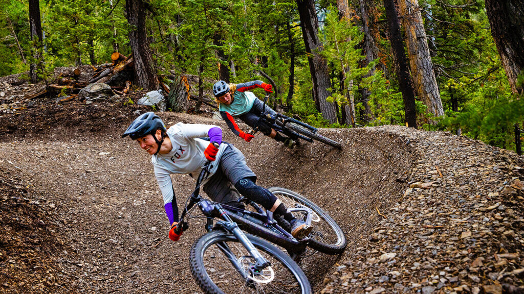 riders at lee canyon mountain bike park, 