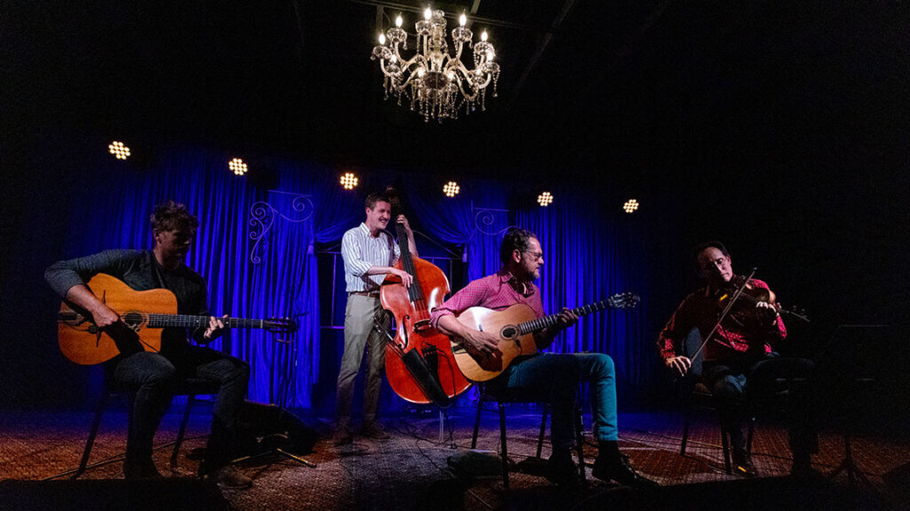 musicians performing at the swan music hall nashville social club