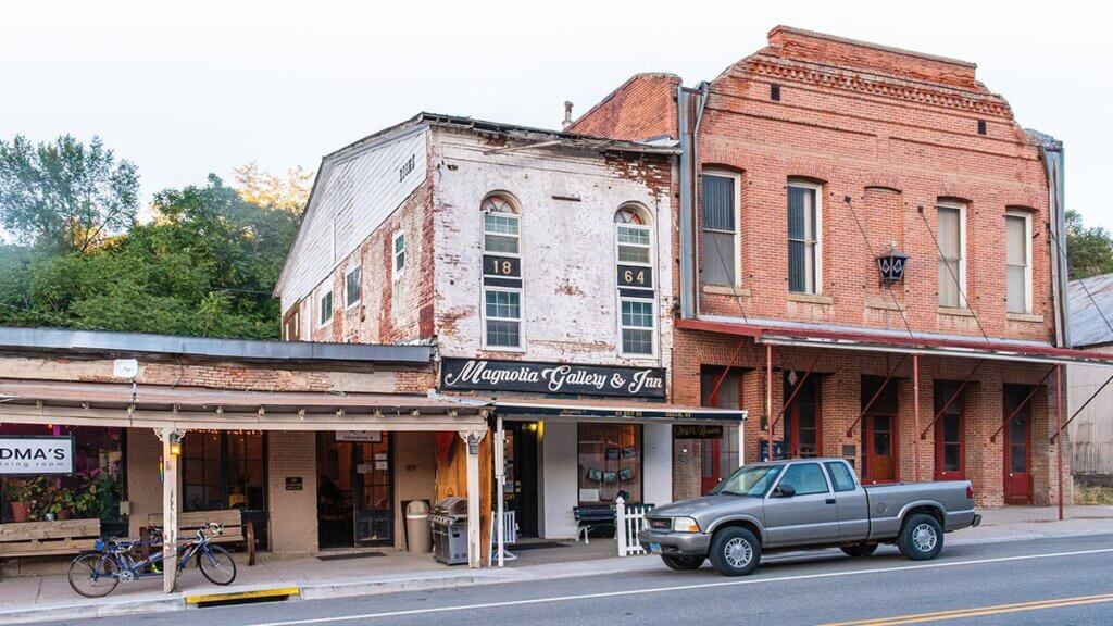 magnolia gallery and inn in austin nevada