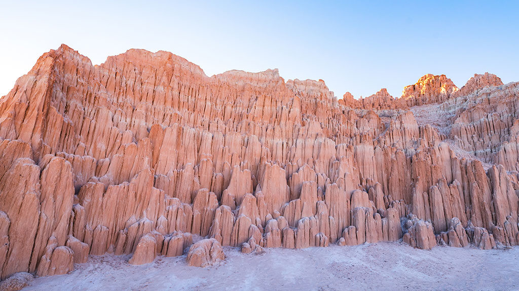 cathedral gorge state park formations