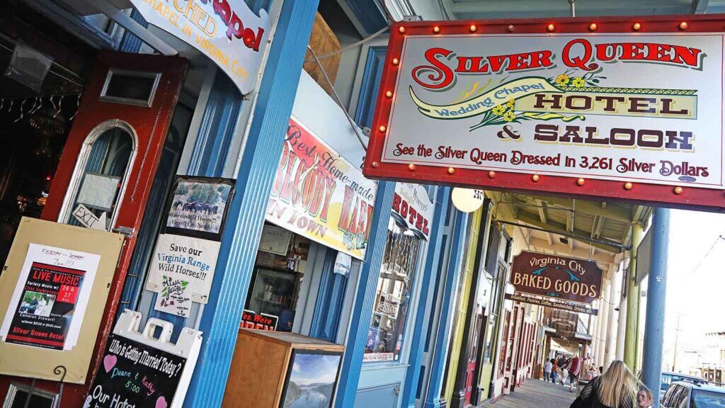 exterior entrance of the silver queen hotel