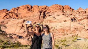 friends taking a selfie at red rock canyon