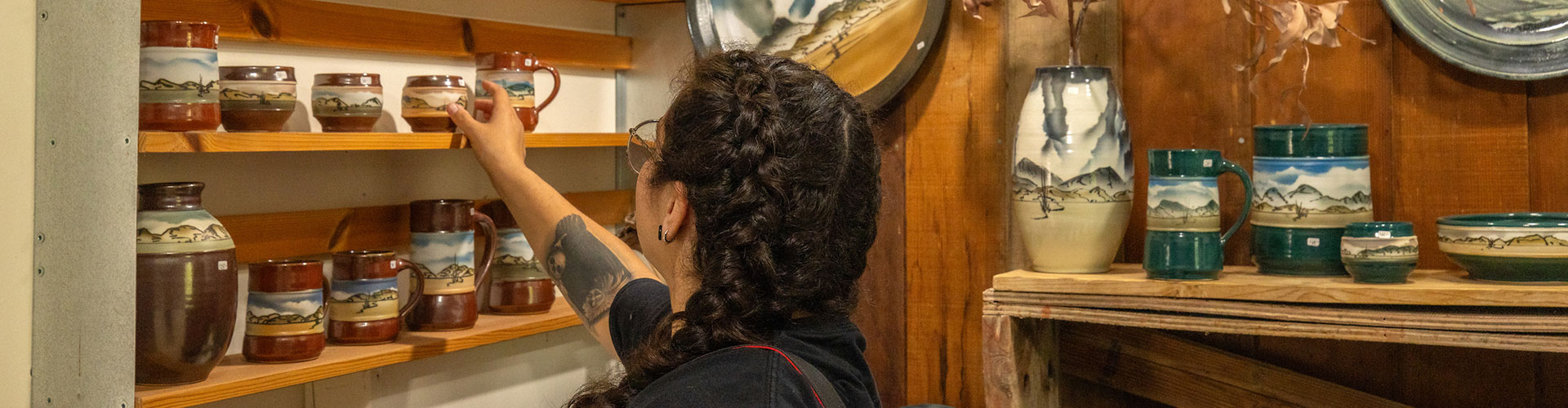 shopping at planet x pottery in gerlach nevada