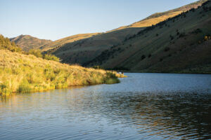 Lake in Kingston Canyon.