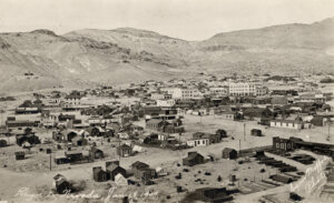Historic photo of Rhyolite from 1909.