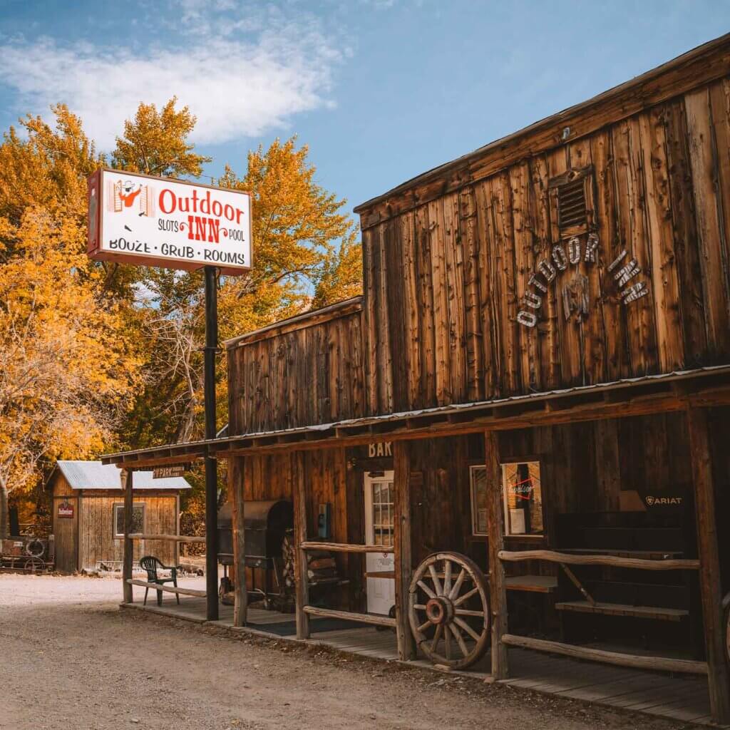 exterior of outdoor inn at jarbidge