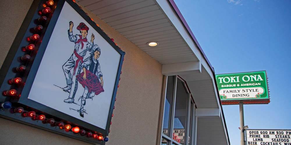 exterior of toki ona basque restaurant in elko
