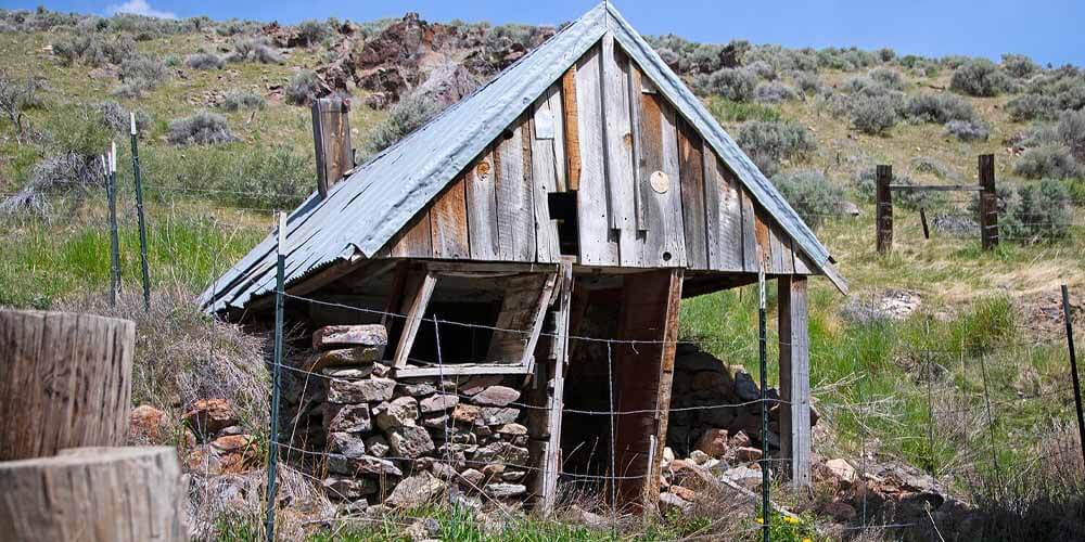 historic building at unionville ghost town