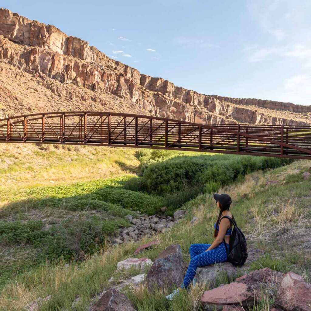 hiker at echo canyon state park