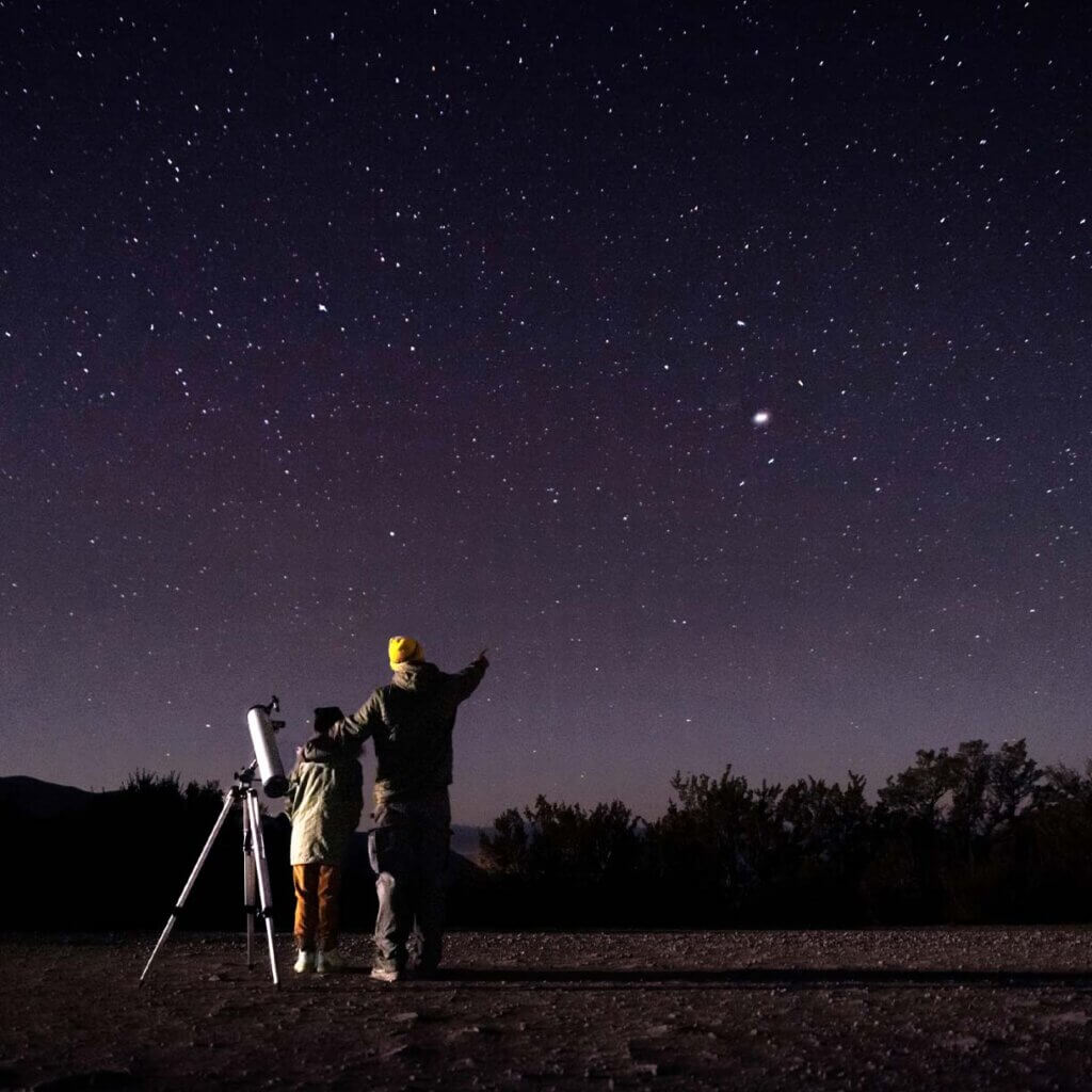 family stargazing in nevada