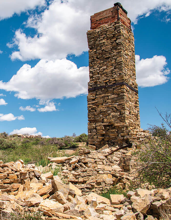 hamilton ghost town chimney