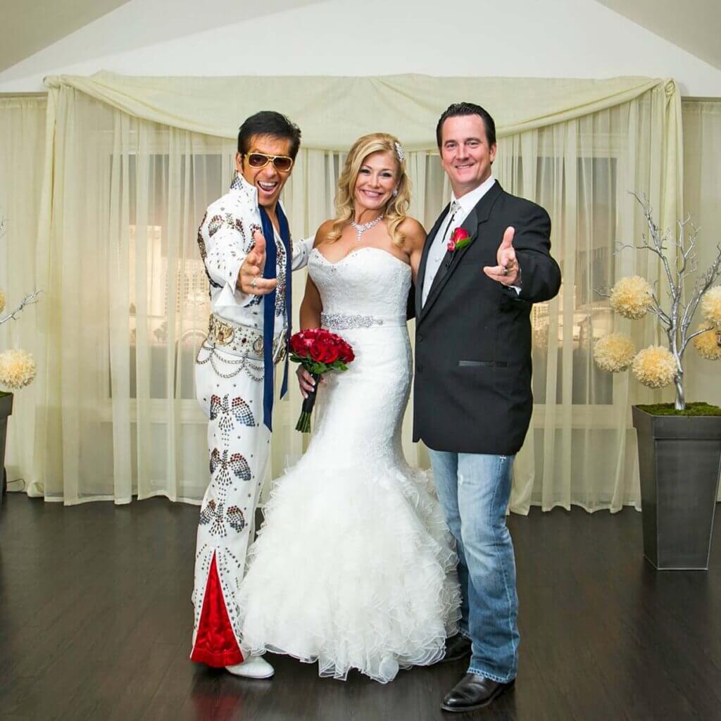 las vegas wedding with elvis presley entertainer