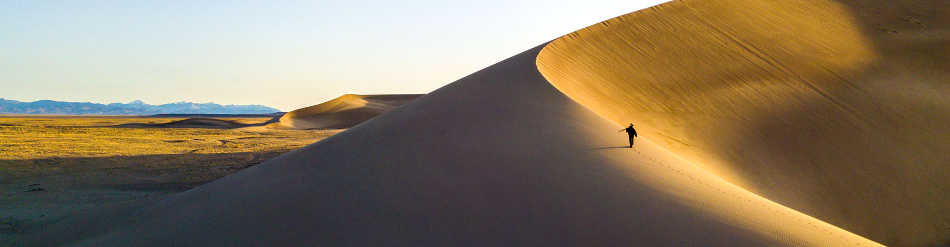 crescent sand dunes near tonopah nevada