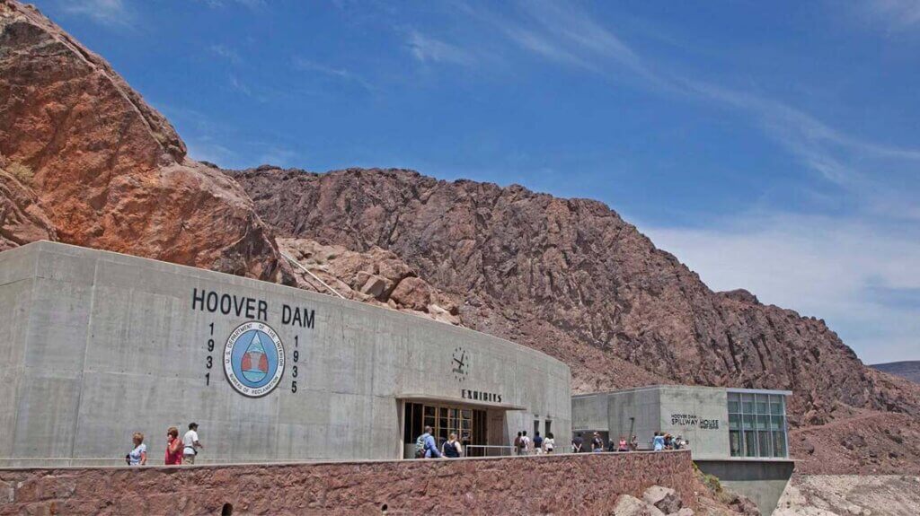 exterior hoover dam visitor center