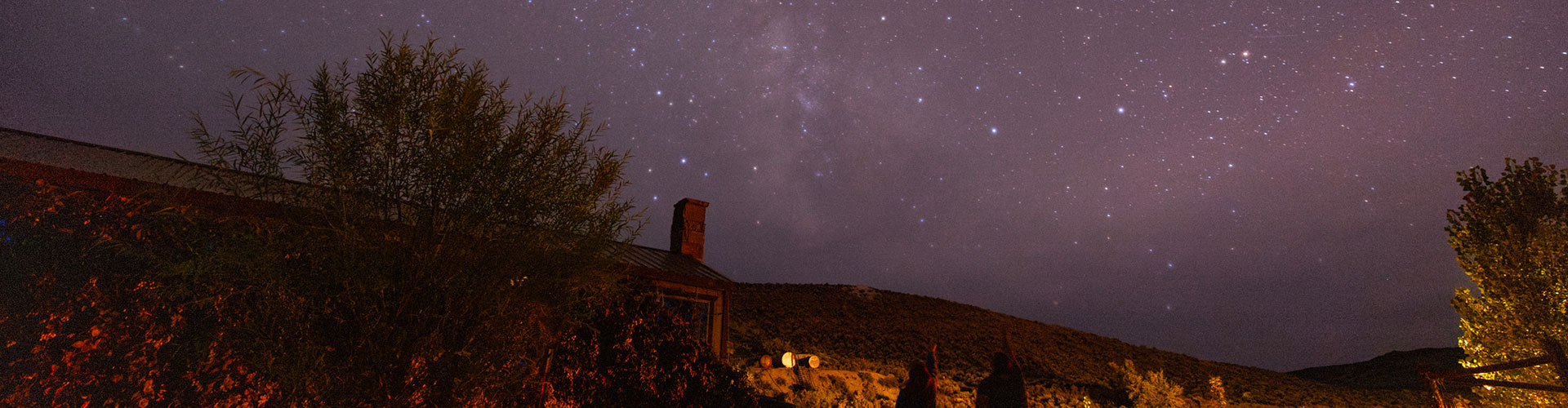 stargazing the dark skies over royal peacock opal mine near denio nevada